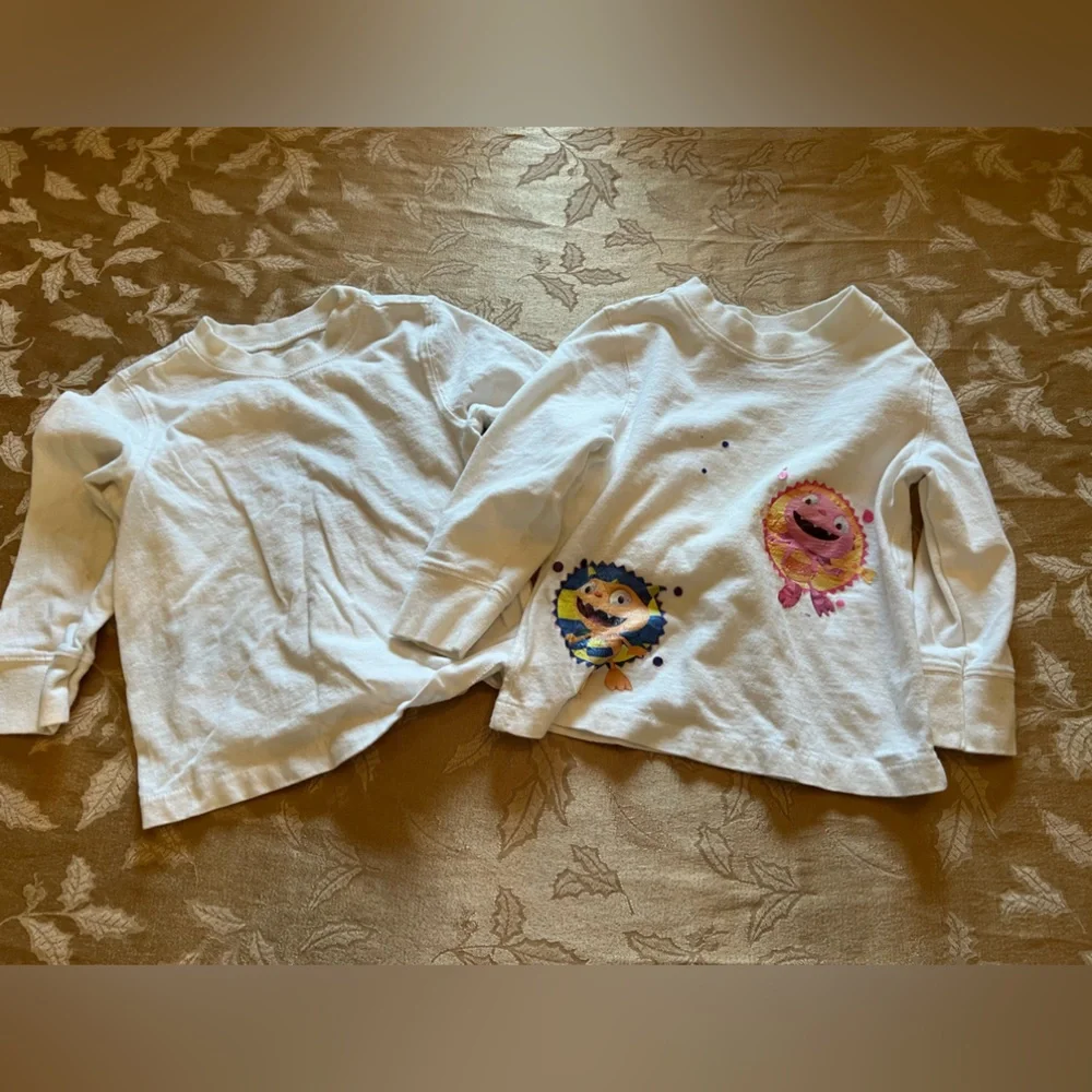 Old Navy white Boys Long Sleeve Cotton Tee -1 Henry Hugglemonster